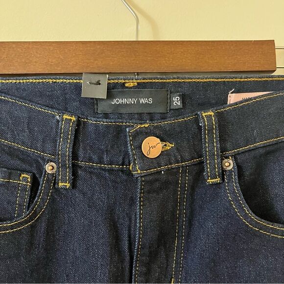 Johnny Was Marseille Baby Boot Cut Jeans Dark Wash sz 25 NWT - Picture 8 of 16